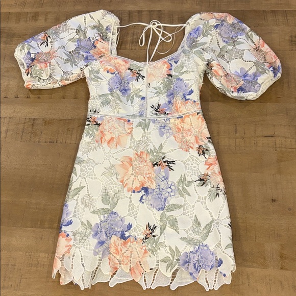Lucy Paris Dresses & Skirts - STUNNING Lucy Paris Floral Elaine Floral Dress Wedding Brunch Medium NWT